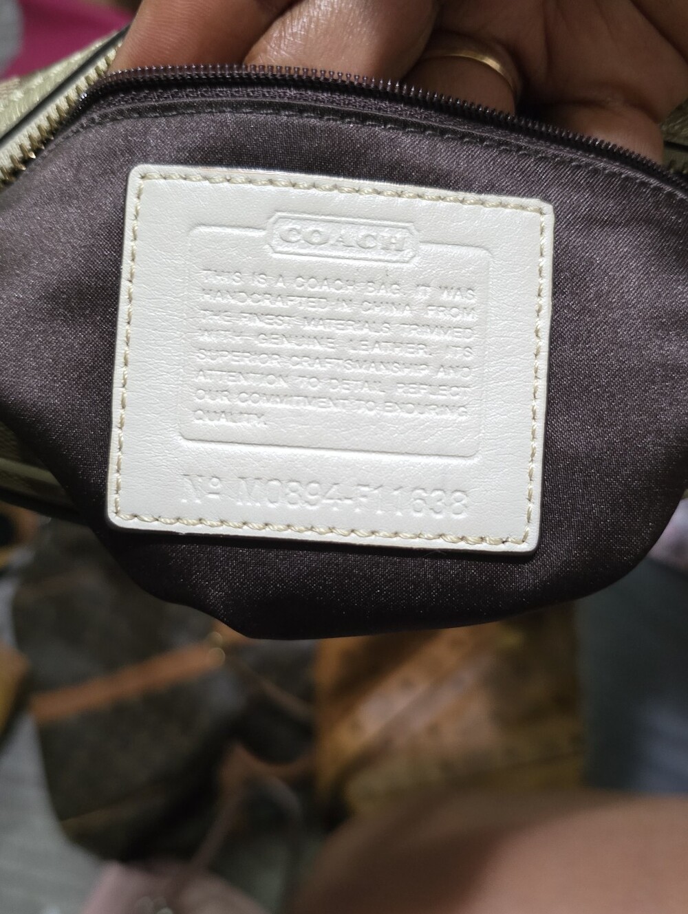 Coach Hamptons Signature Turnlock Swingpack Crossbody… - Gem
